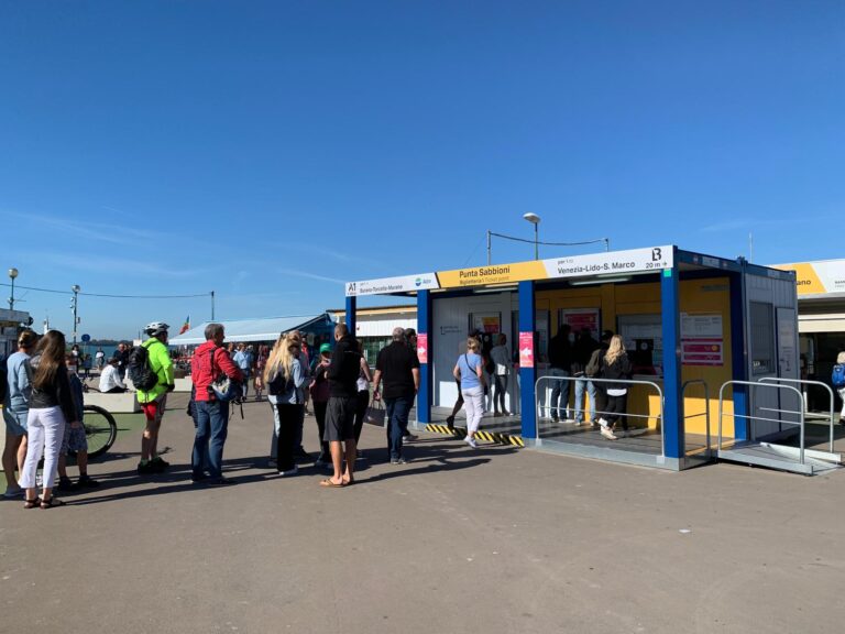 Aus für Maskenpflicht in Öffentlichen Verkehrsmitteln
