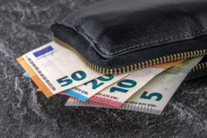 Bargeldobergrenze steigt wieder an