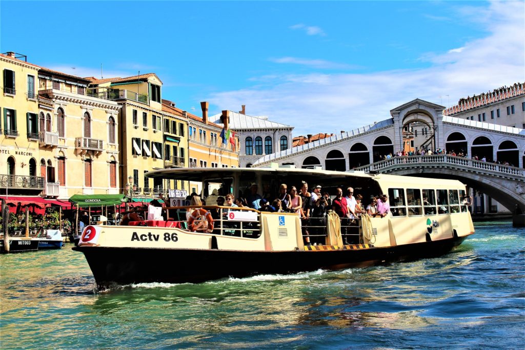 Vaporetto in Venedig - der Wasserbus