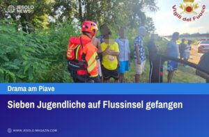 Sieben Jugendliche auf Flussinsel gefangen